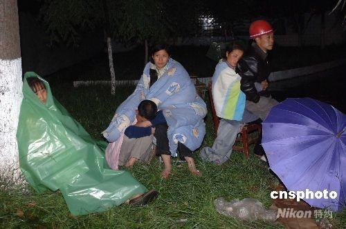 北川中学地震真实视频，灾难中的生命与希望闪耀瞬间